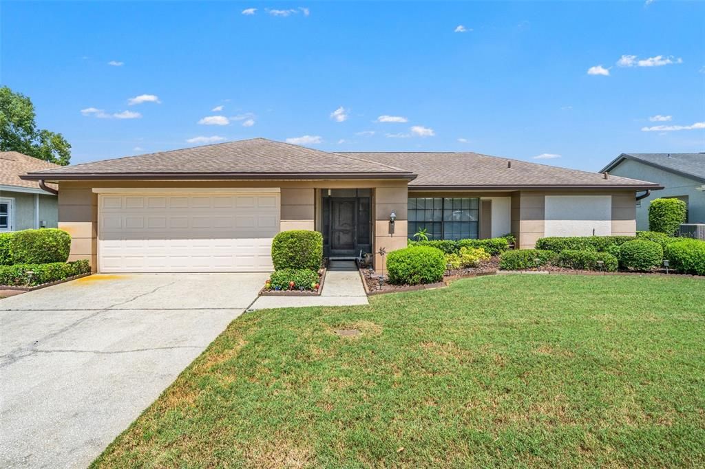For Sale: $320,000 (3 beds, 2 baths, 1820 Square Feet)
