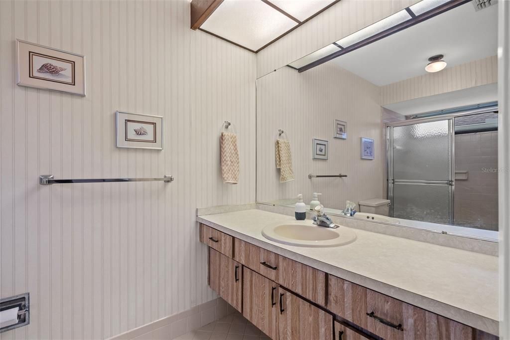 For Sale: $320,000 (3 beds, 2 baths, 1820 Square Feet)
