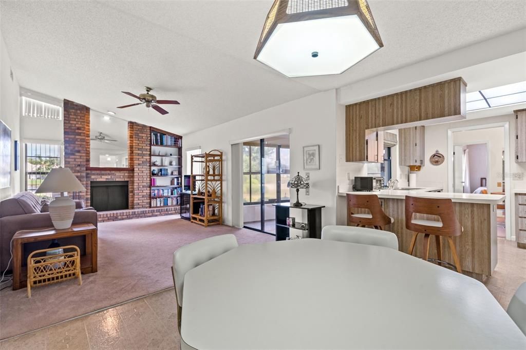For Sale: $320,000 (3 beds, 2 baths, 1820 Square Feet)