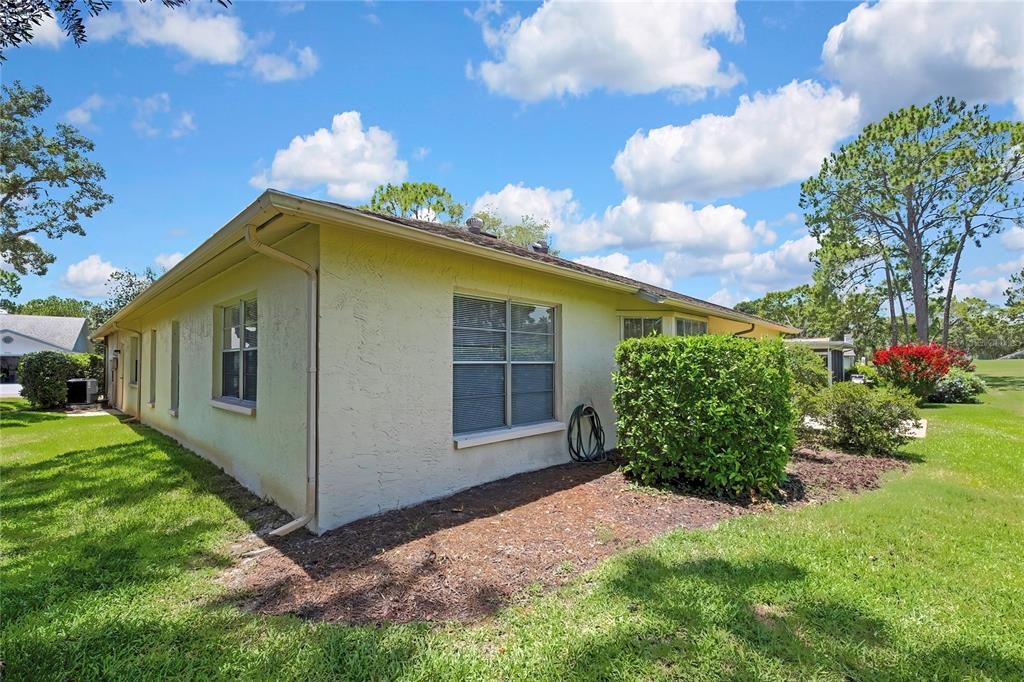 For Sale: $379,900 (3 beds, 2 baths, 2136 Square Feet)