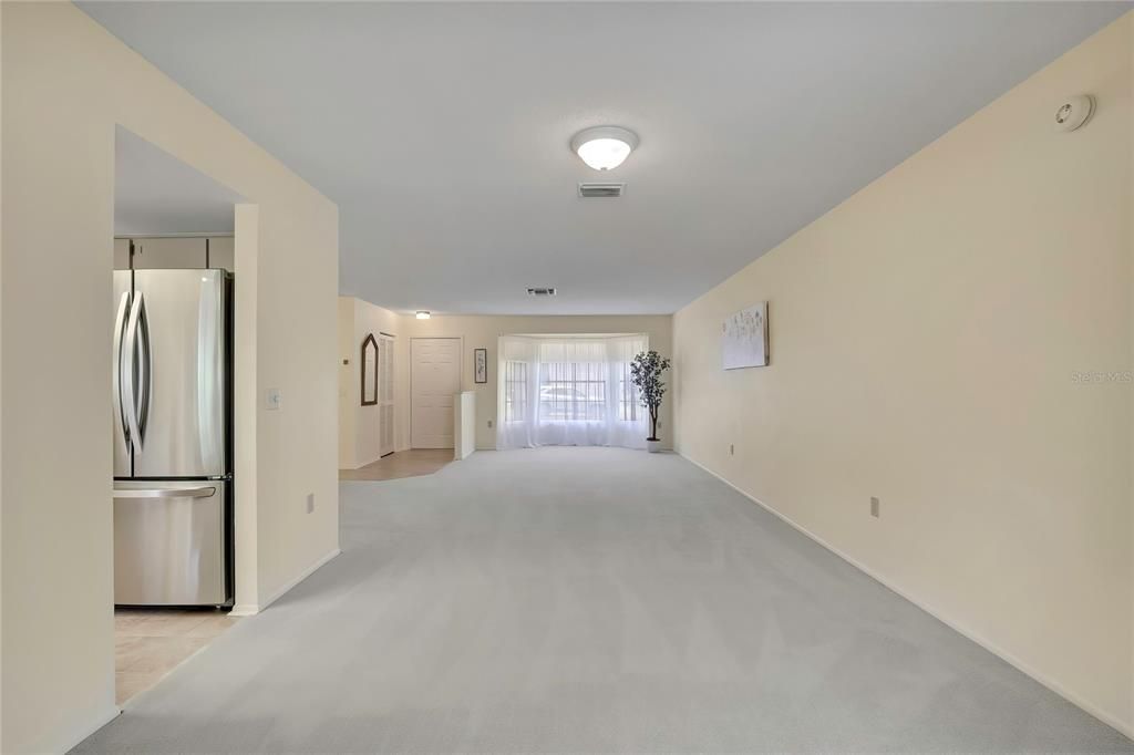 For Sale: $379,900 (3 beds, 2 baths, 2136 Square Feet)
