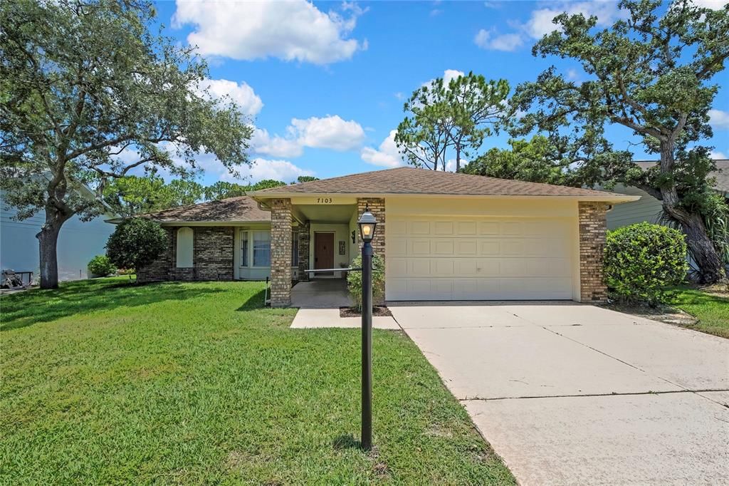 For Sale: $379,900 (3 beds, 2 baths, 2136 Square Feet)