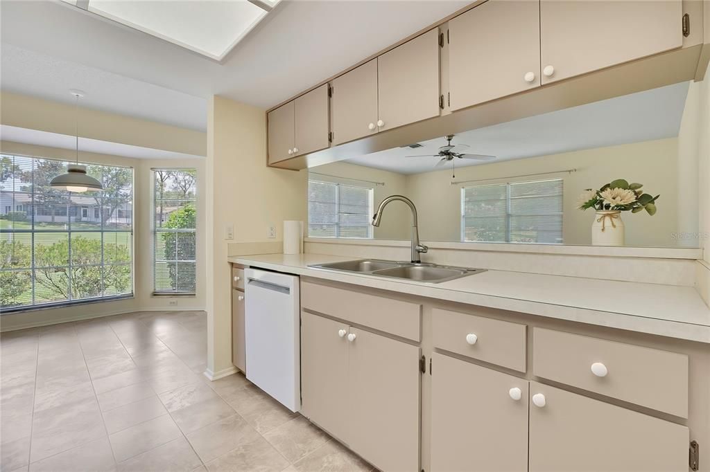 For Sale: $379,900 (3 beds, 2 baths, 2136 Square Feet)