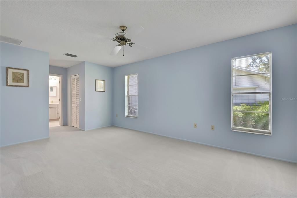 For Sale: $379,900 (3 beds, 2 baths, 2136 Square Feet)