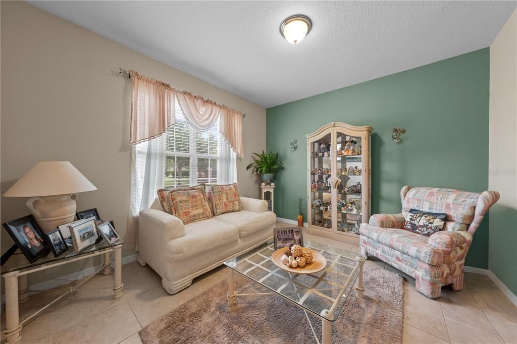 En Venta: $280,000 (3 camas, 2 baños, 1876 Pies cuadrados)