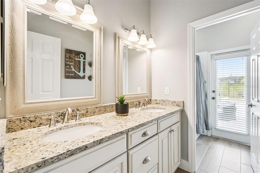 Active With Contract: $675,000 (4 beds, 2 baths, 2530 Square Feet)