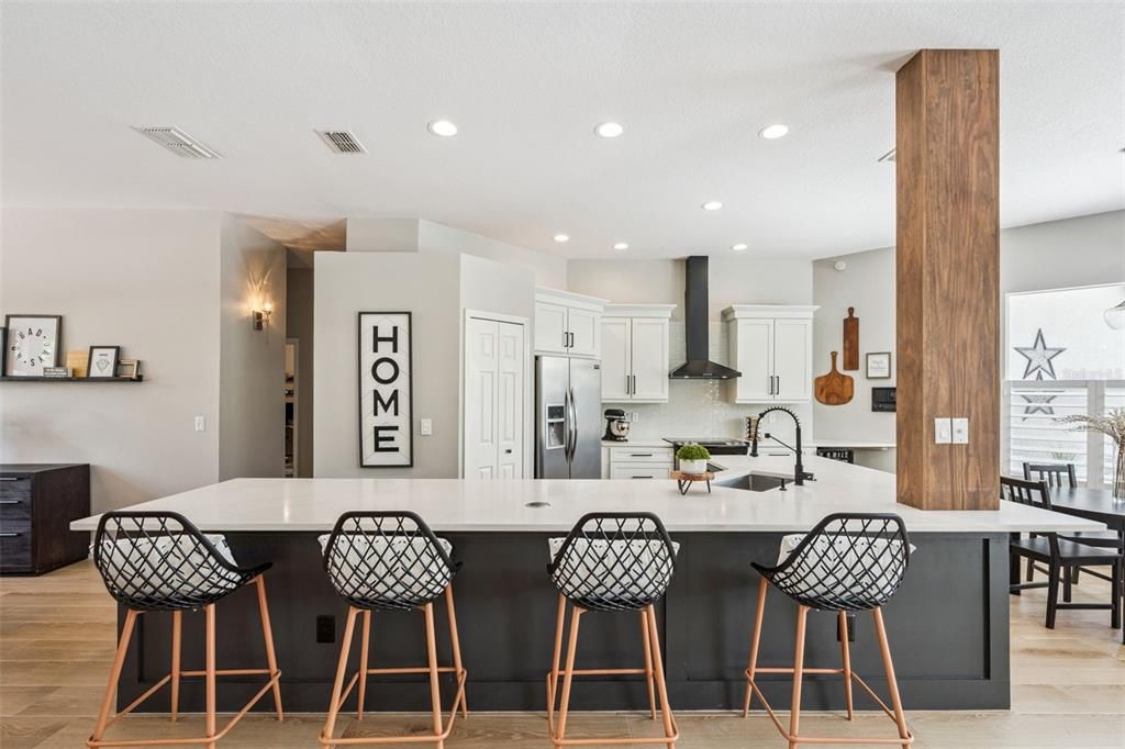 Active With Contract: $675,000 (4 beds, 2 baths, 2530 Square Feet)