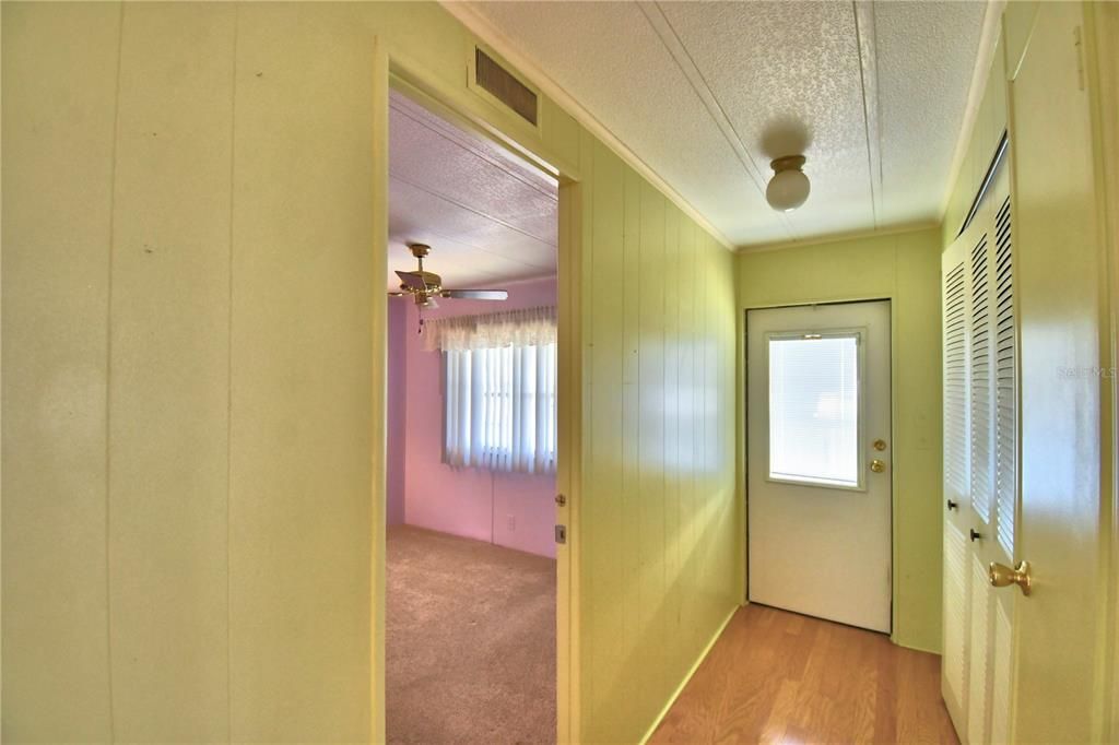 На продажу: $140,000 (2 спален, 2 ванн, 1344 Квадратных фут)