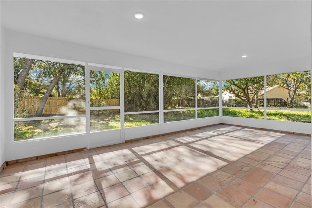 En Venta: $350,000 (3 camas, 2 baños, 1910 Pies cuadrados)
