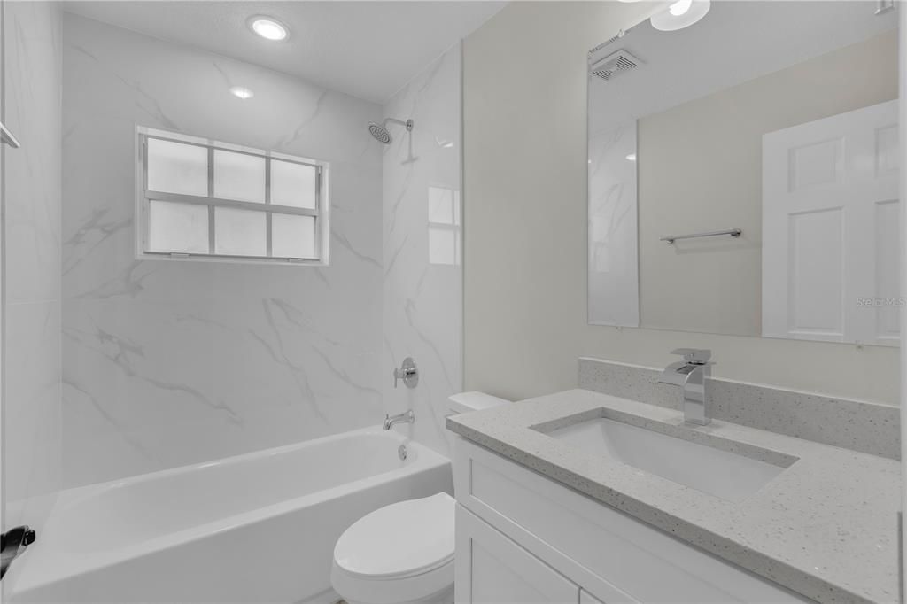 En Venta: $350,000 (3 camas, 2 baños, 1910 Pies cuadrados)