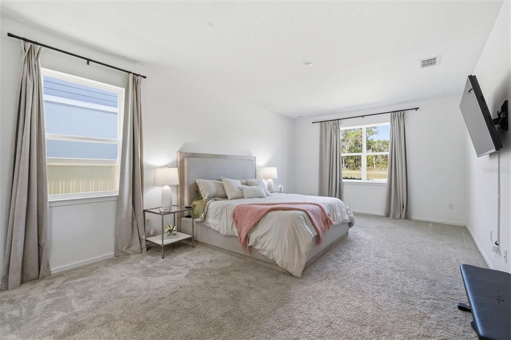 For Sale: $599,900 (5 beds, 4 baths, 4216 Square Feet)