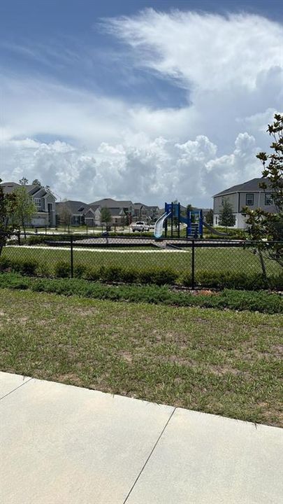 For Rent: $2,550 (3 beds, 2 baths, 1712 Square Feet)