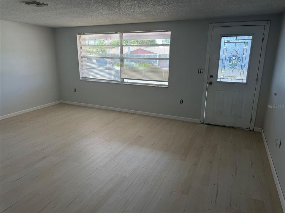 En Renta: $1,850 (2 camas, 1 baños, 1128 Pies cuadrados)