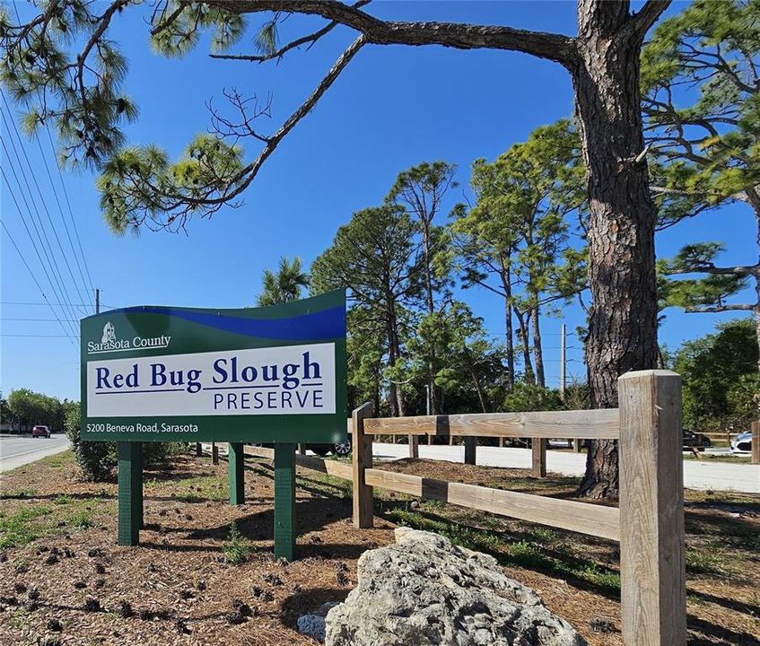 For Rent: $1,900 (2 beds, 1 baths, 849 Square Feet)