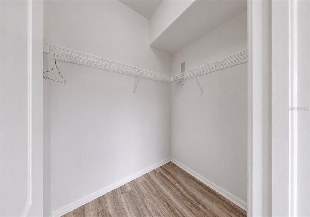 En Venta: $295,000 (3 camas, 2 baños, 1195 Pies cuadrados)