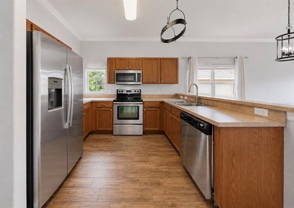 En Venta: $295,000 (3 camas, 2 baños, 1195 Pies cuadrados)