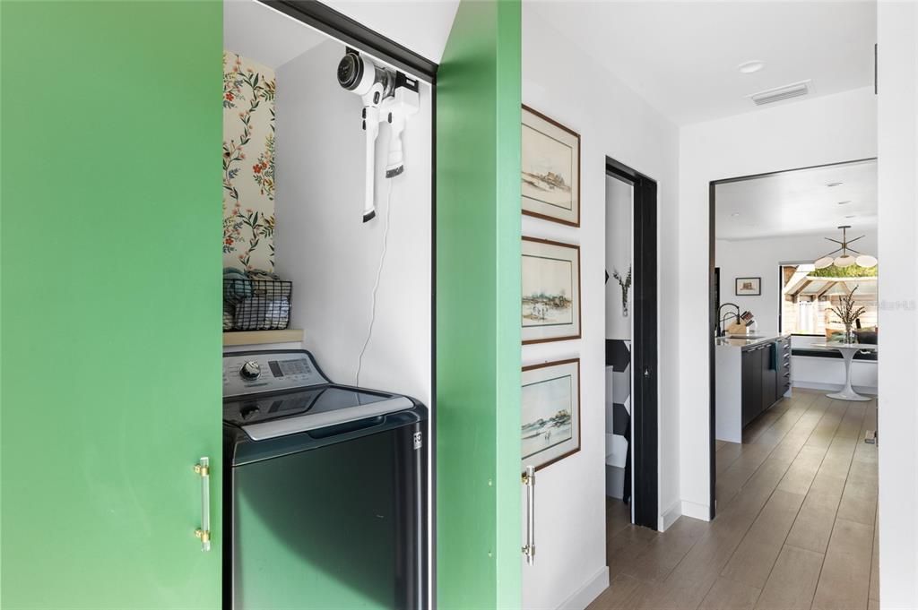 For Sale: $770,000 (3 beds, 2 baths, 2117 Square Feet)