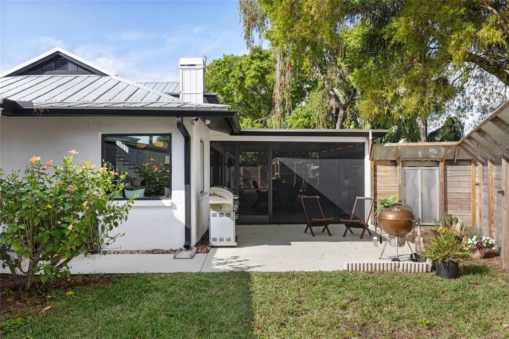 For Sale: $770,000 (3 beds, 2 baths, 2117 Square Feet)