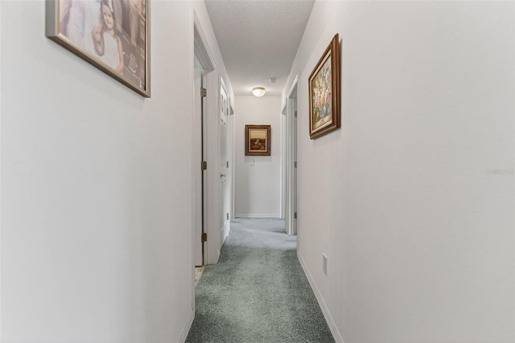 For Sale: $220,000 (3 beds, 2 baths, 1256 Square Feet)