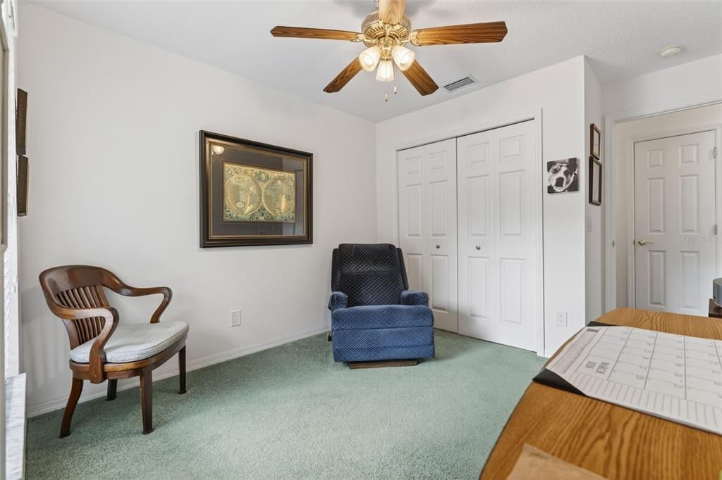 For Sale: $220,000 (3 beds, 2 baths, 1256 Square Feet)