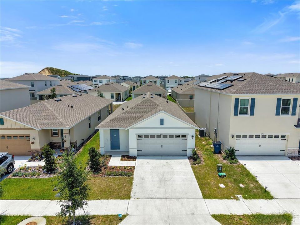 For Rent: $1,895 (3 beds, 2 baths, 1292 Square Feet)