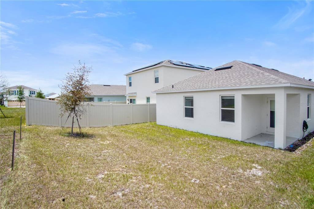 For Rent: $1,895 (3 beds, 2 baths, 1292 Square Feet)