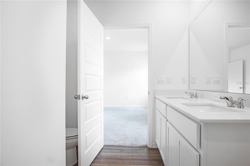 For Rent: $1,895 (3 beds, 2 baths, 1292 Square Feet)
