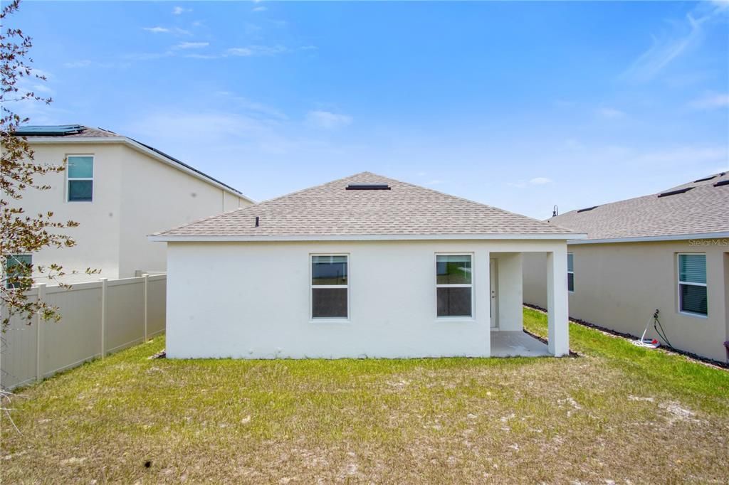 For Rent: $1,895 (3 beds, 2 baths, 1292 Square Feet)