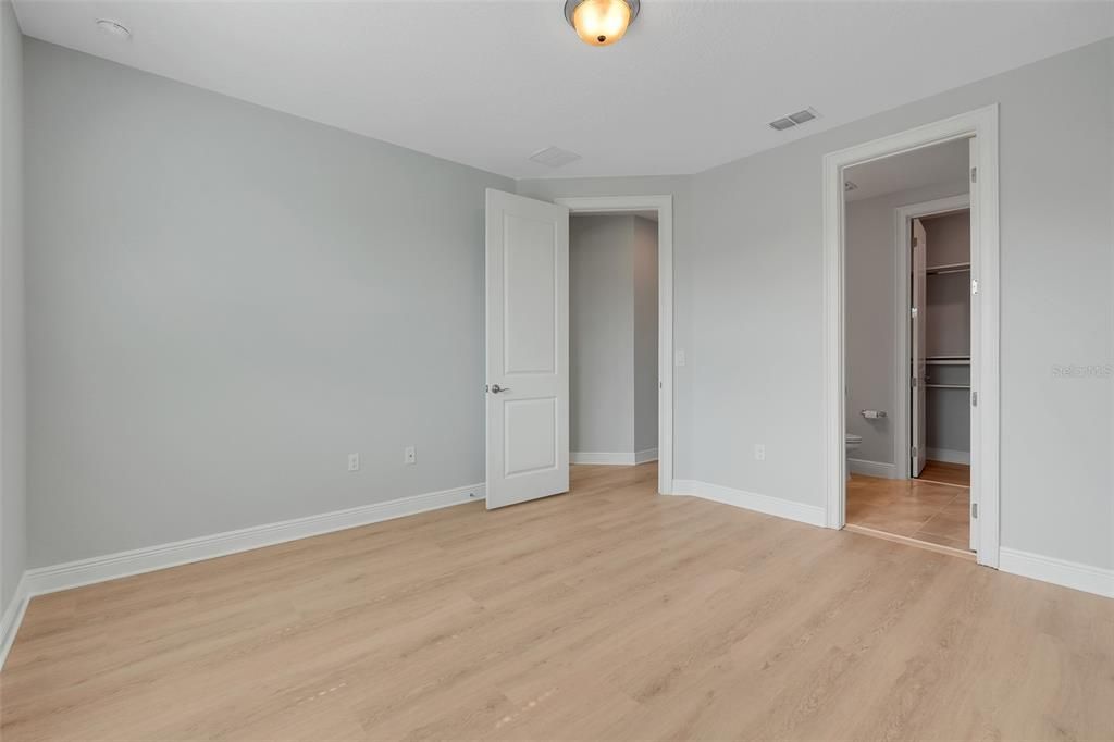 For Rent: $7,500 (7 beds, 6 baths, 5255 Square Feet)