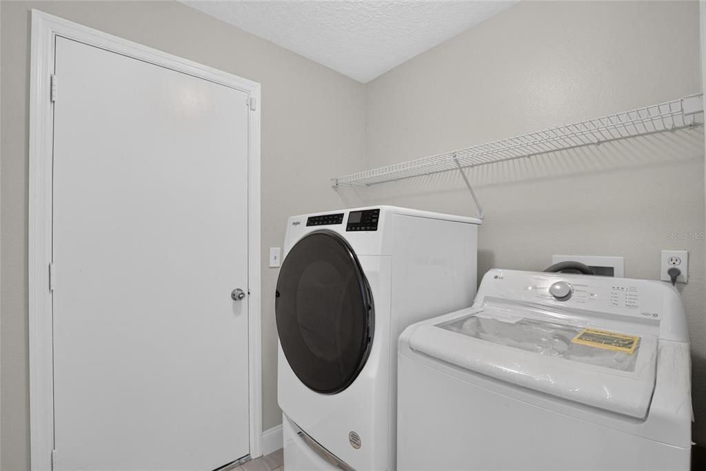 En Renta: $2,795 (4 camas, 2 baños, 1885 Pies cuadrados)