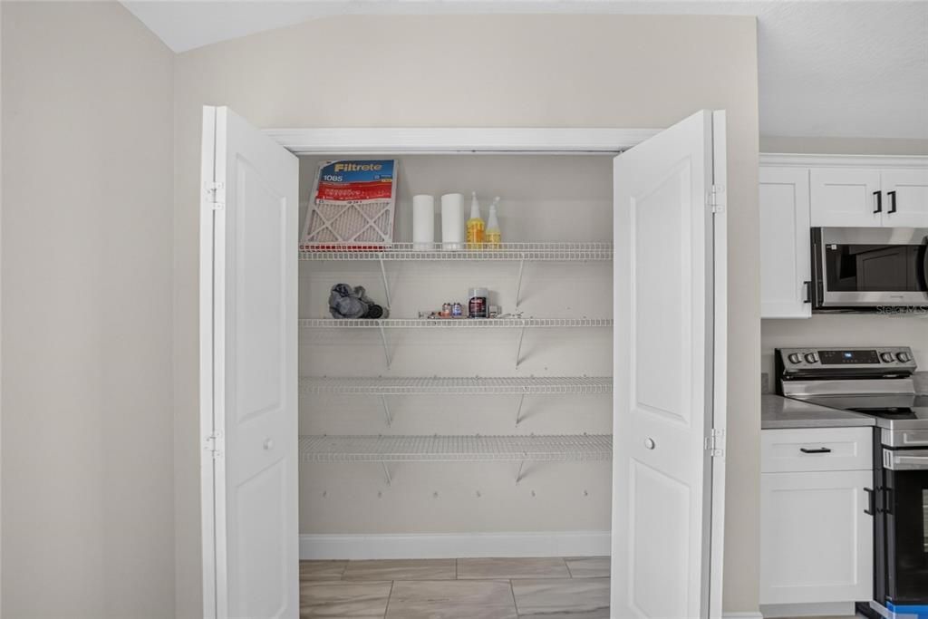 En Renta: $2,795 (4 camas, 2 baños, 1885 Pies cuadrados)