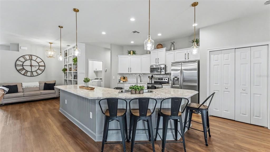 For Sale: $614,900 (5 beds, 3 baths, 2598 Square Feet)