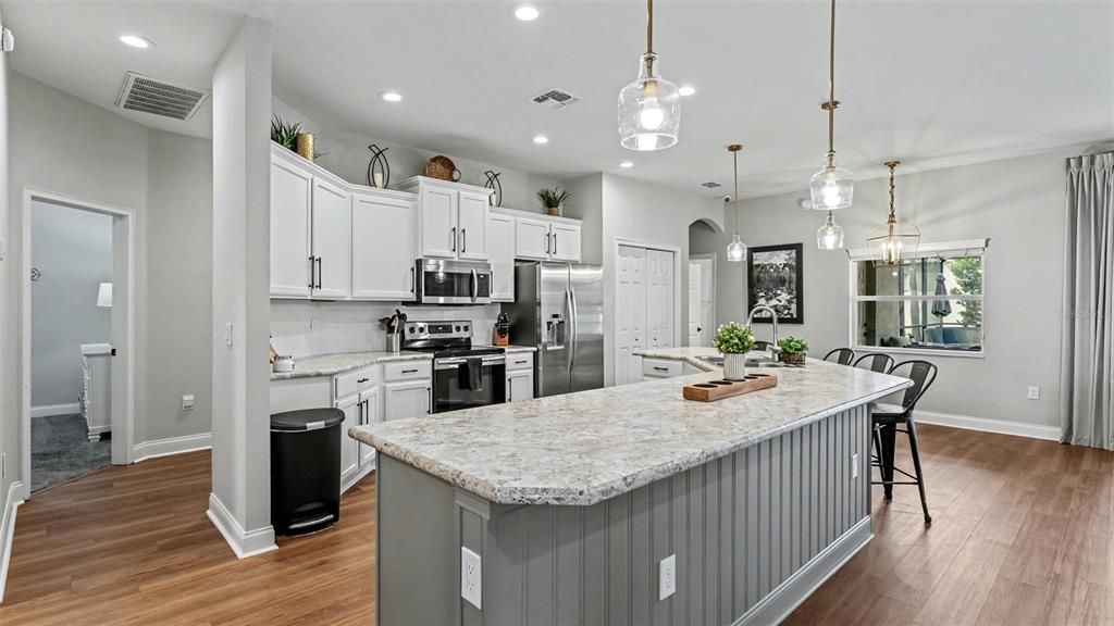 For Sale: $614,900 (5 beds, 3 baths, 2598 Square Feet)