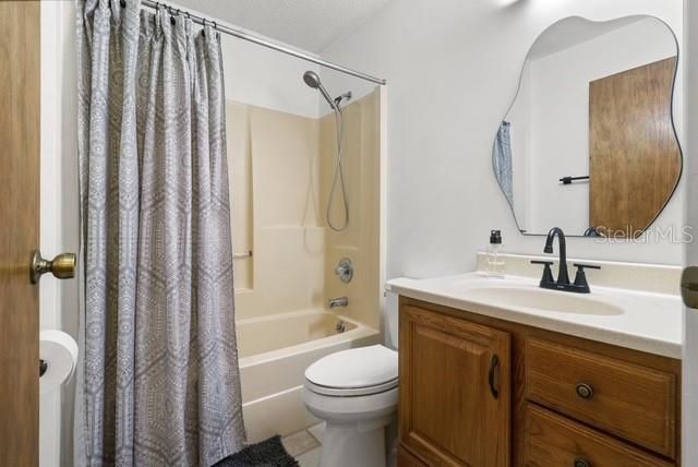 For Sale: $260,000 (2 beds, 1 baths, 1065 Square Feet)