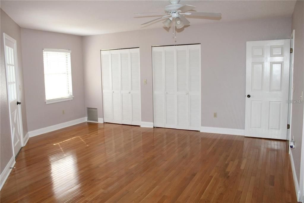 For Rent: $4,000 (3 beds, 3 baths, 2472 Square Feet)