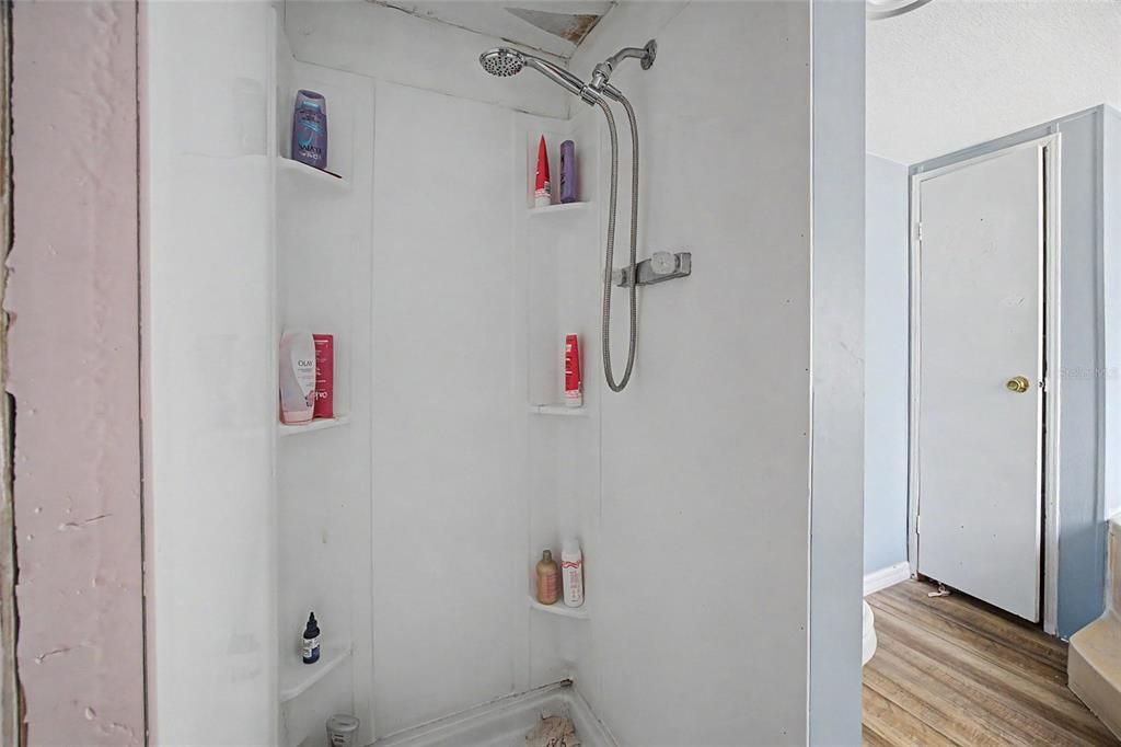 For Sale: $119,900 (3 beds, 2 baths, 1344 Square Feet)