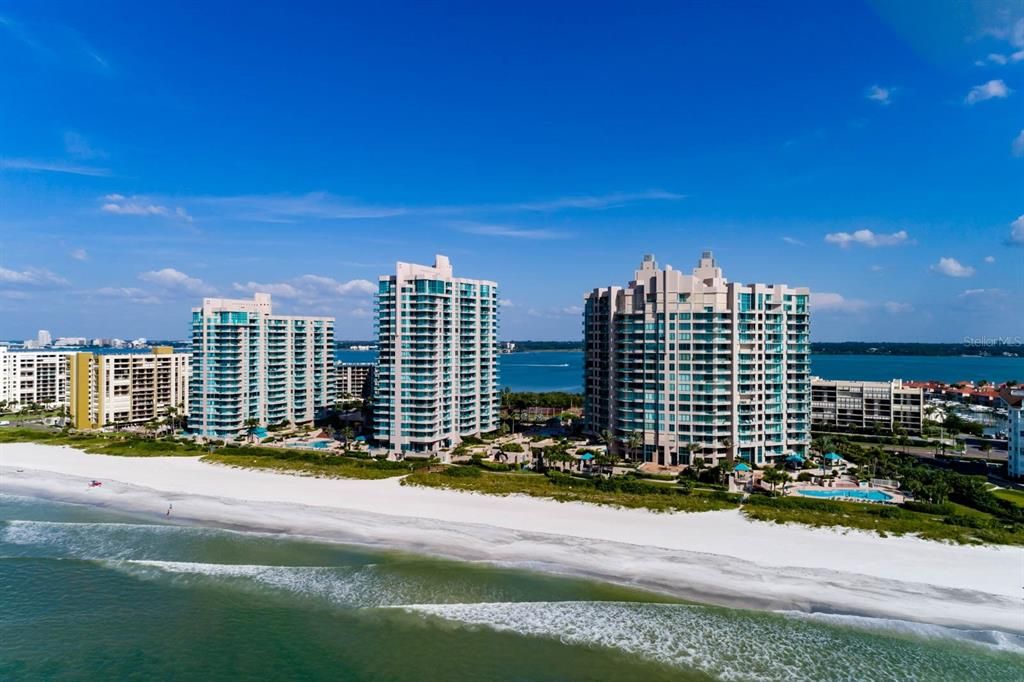 For Rent: $5,000 (2 beds, 2 baths, 1374 Square Feet)