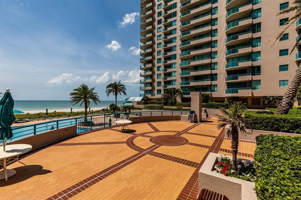 For Rent: $5,000 (2 beds, 2 baths, 1374 Square Feet)