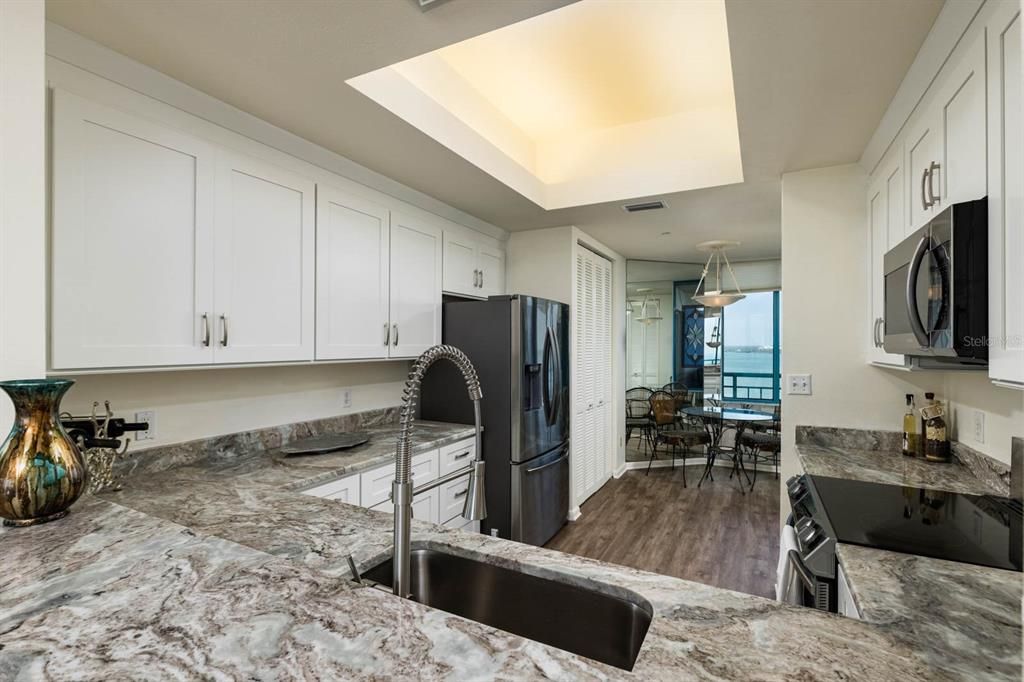 For Rent: $5,000 (2 beds, 2 baths, 1374 Square Feet)