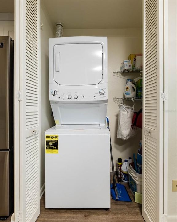 For Rent: $5,000 (2 beds, 2 baths, 1374 Square Feet)