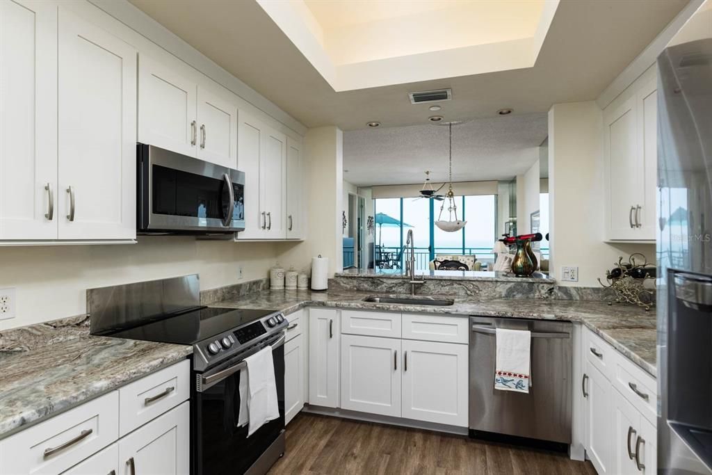 For Rent: $5,000 (2 beds, 2 baths, 1374 Square Feet)