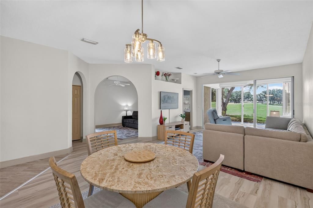 For Sale: $380,000 (2 beds, 2 baths, 1647 Square Feet)