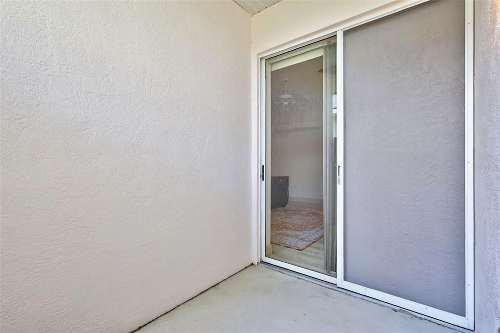For Sale: $380,000 (2 beds, 2 baths, 1647 Square Feet)