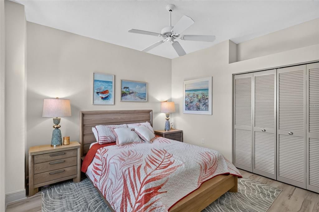 For Sale: $380,000 (2 beds, 2 baths, 1647 Square Feet)