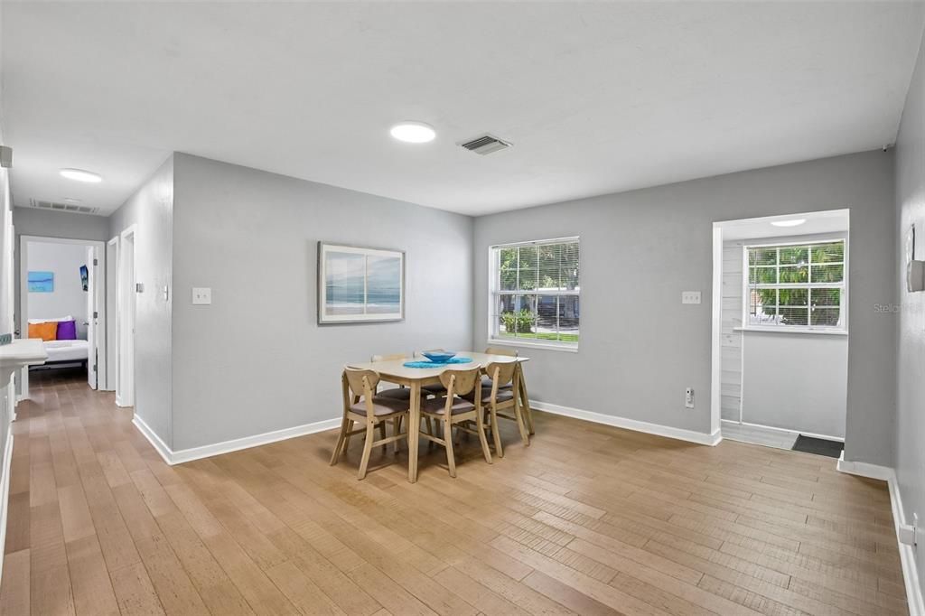 For Sale: $515,000 (4 beds, 2 baths, 1780 Square Feet)