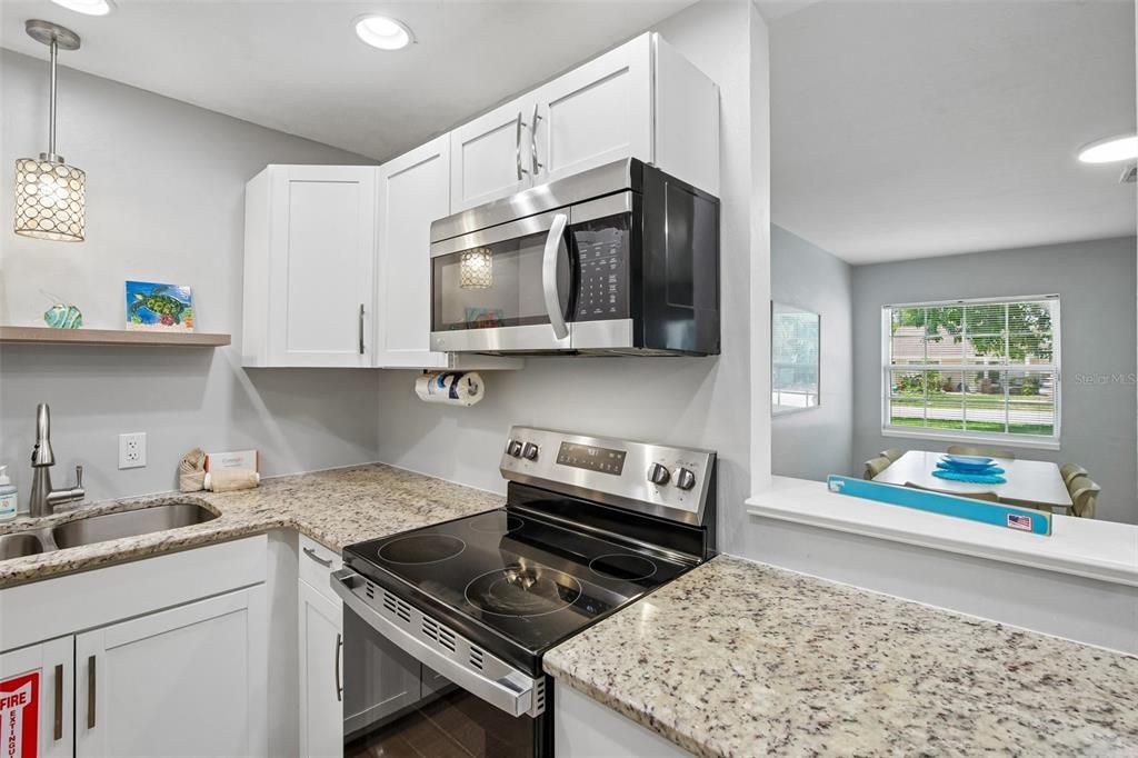 For Sale: $515,000 (4 beds, 2 baths, 1780 Square Feet)