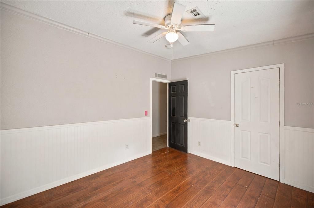 For Sale: $209,000 (4 beds, 2 baths, 2280 Square Feet)
