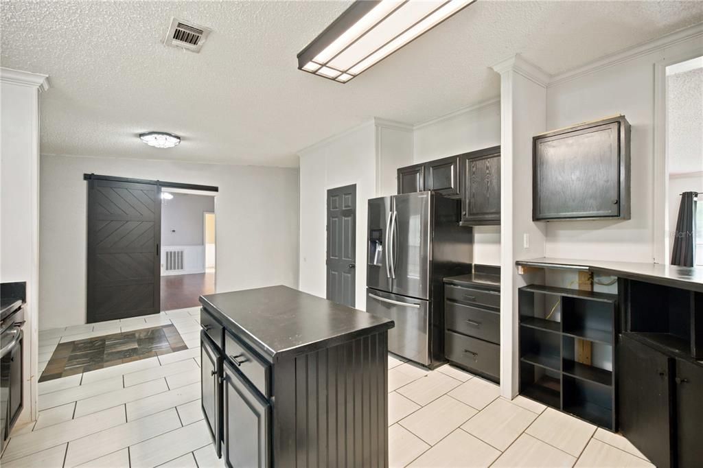 For Sale: $209,000 (4 beds, 2 baths, 2280 Square Feet)