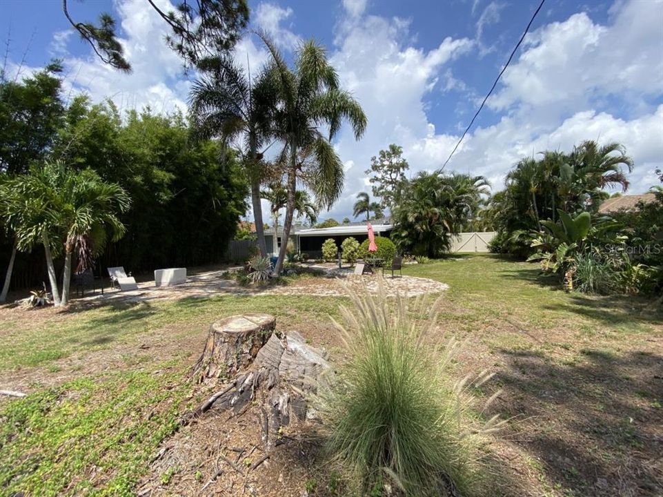 For Sale: $499,000 (2 beds, 2 baths, 1173 Square Feet)