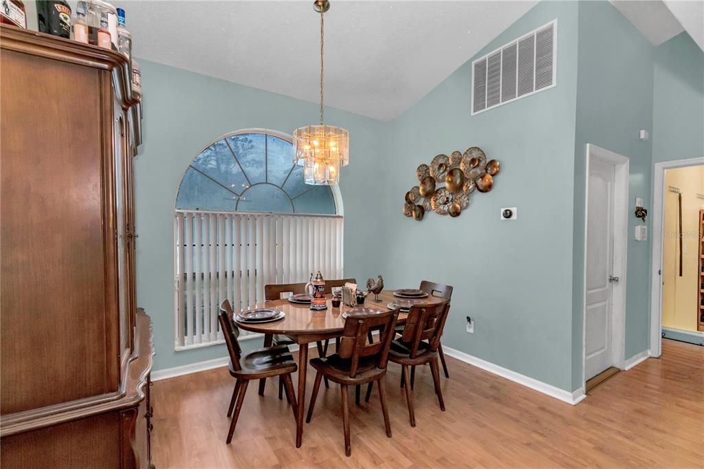 For Sale: $329,000 (3 beds, 2 baths, 1817 Square Feet)